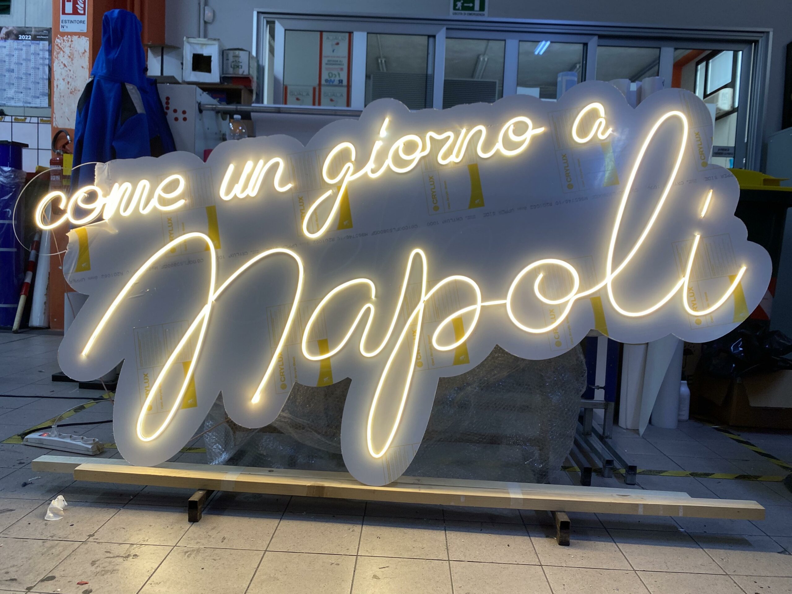 Scritte LED Personalizzate Torino